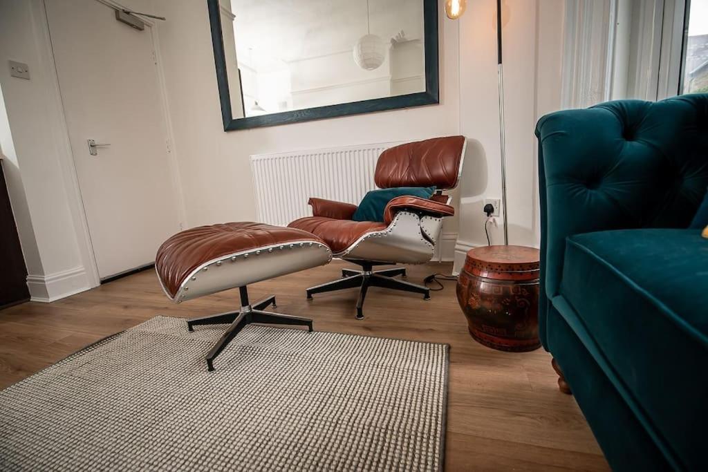 Stunning 1 Bedroom With Private Parking Apartment Harrogate